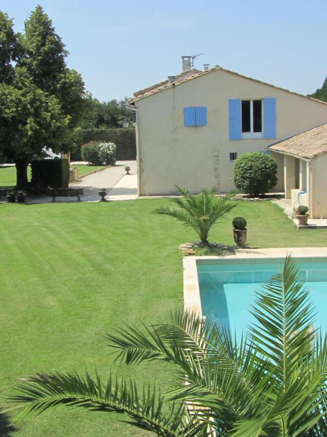 Maison Provencal Avec Piscine 卡瓦永 外观 照片